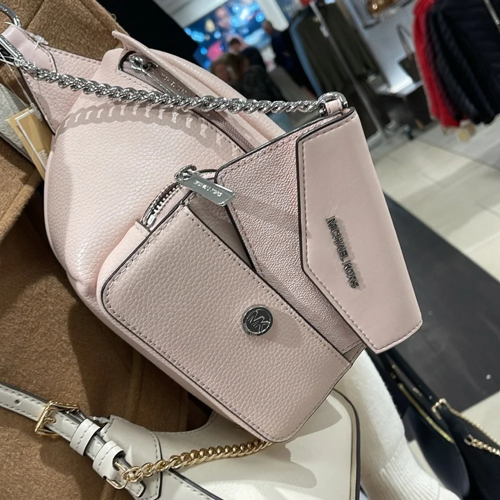 MICHAEL KORS Maisie Large Pebbled Leather 2-in-1 Sling Pack Lt Powder Blush  NWT